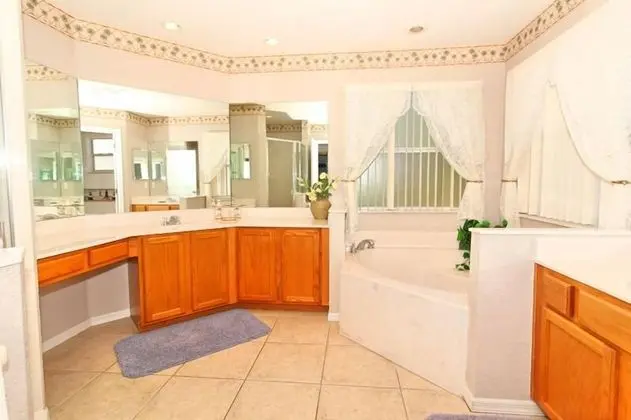 Family Villa, Sıcak Su Havuzu, Bahçeli