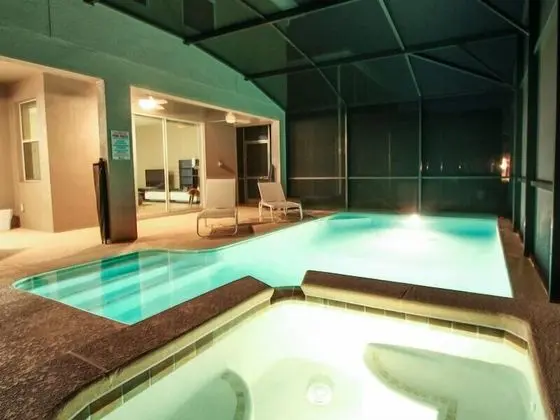 Family Villa, Sıcak Su Havuzu, Bahçeli