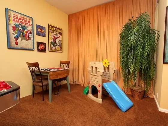 Family Villa, Sıcak Su Havuzu, Bahçeli