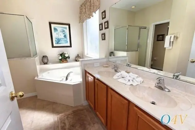 Family Villa, Sıcak Su Havuzu, Bahçeli