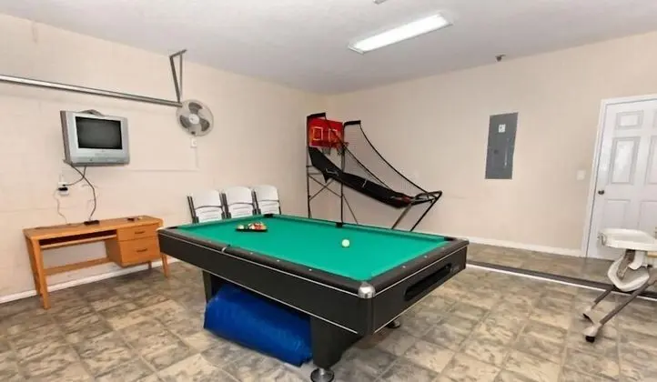 Family Villa, Sıcak Su Havuzu, Bahçeli