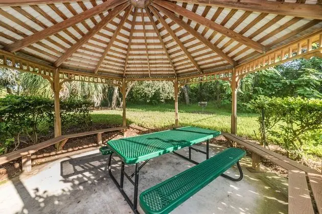 Family Villa, Sıcak Su Havuzu, Bahçeli