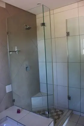 Luxury Tek Büyük veya İki Ayrı Yataklı Oda