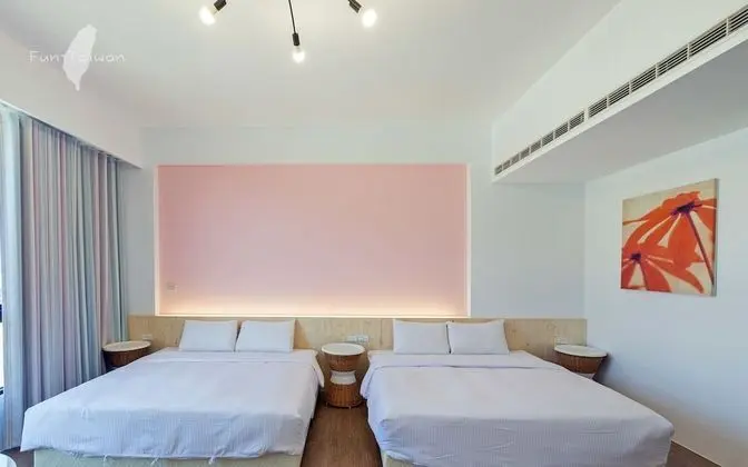 Comfort Dört Kişilik Oda (401)