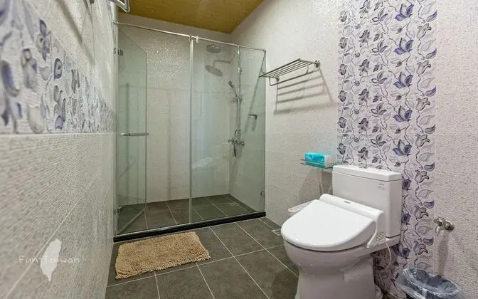 Comfort Dört Kişilik Oda (401)