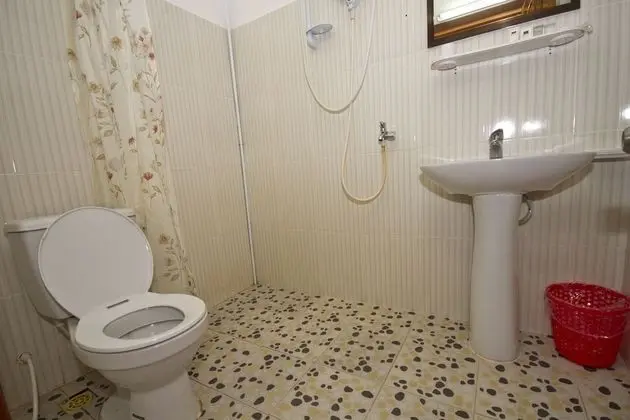 Deluxe Tek Büyük Yataklı Oda (Free Pick Up & Bike)
