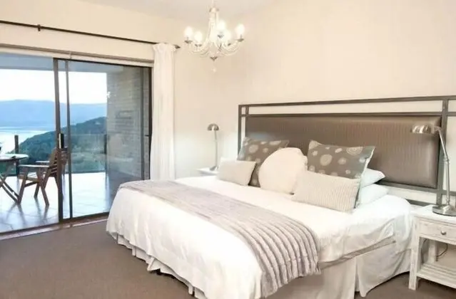 Luxury Oda (Lagoon View, 2nd Floor)