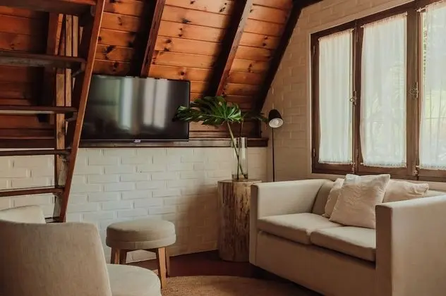 Villa (4 pax)
