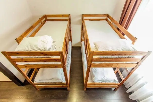 Standard Dört Kişilik Oda, Birden Çok Yatak