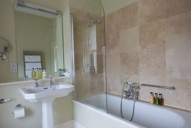 Luxury Tek Büyük veya İki Ayrı Yataklı Oda, Banyolu/Duşlu