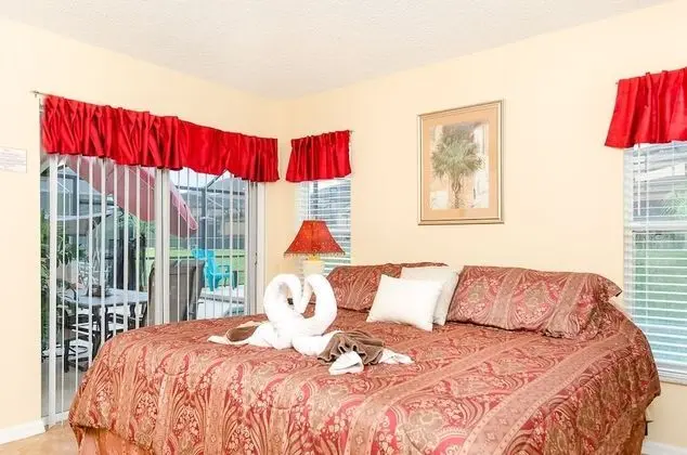 Family Sıra Ev, Sıcak Su Havuzu, Bahçeli