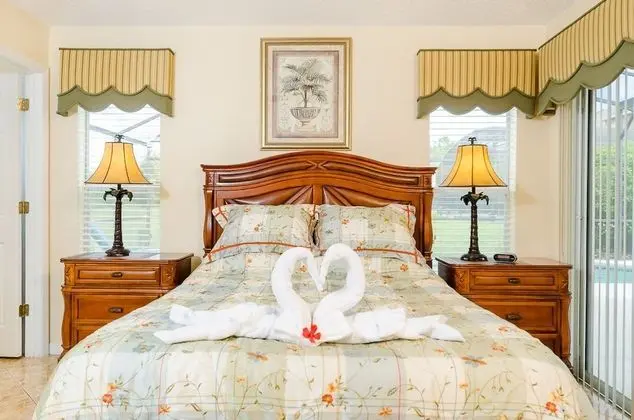 Family Sıra Ev, Sıcak Su Havuzu, Bahçeli