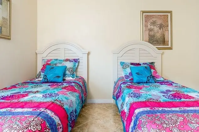 Family Sıra Ev, Sıcak Su Havuzu, Bahçeli