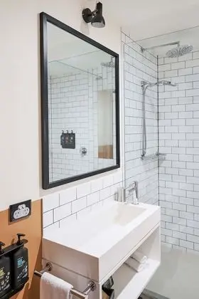 Çatı Katı Süiti (Penthouse)