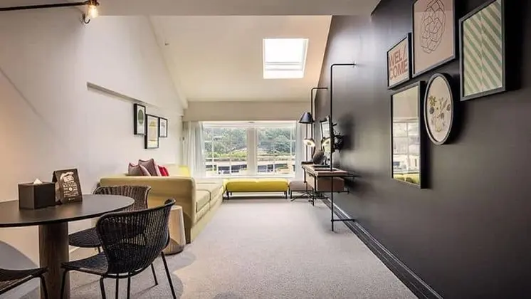 Deluxe Çatı Katı (Loft)