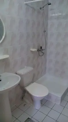 Üç Kişilik Oda