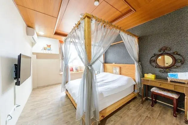 Deluxe Tek Büyük Yataklı Oda