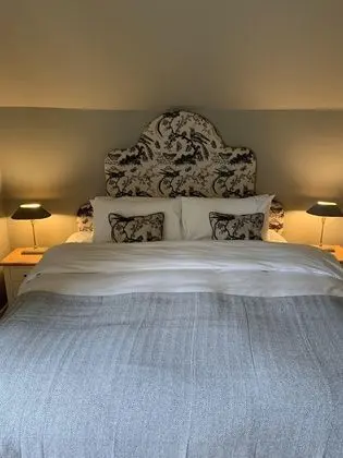 Deluxe Tek Büyük Yataklı Oda, Banyolu/Duşlu