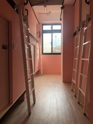 Ortak Ranzalı Oda, Karma Ranzalı Oda (1 Double Bed)