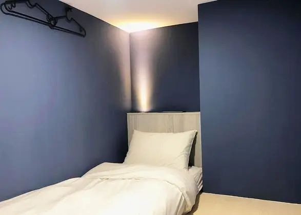 Ortak Ranzalı Oda, Karma Ranzalı Oda (1 Single Bed)