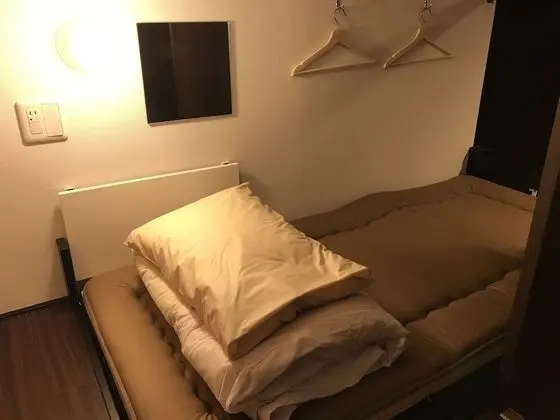 Ortak Ranzalı Oda, Sadece kadınlar için (One Bunk Upper Bed)
