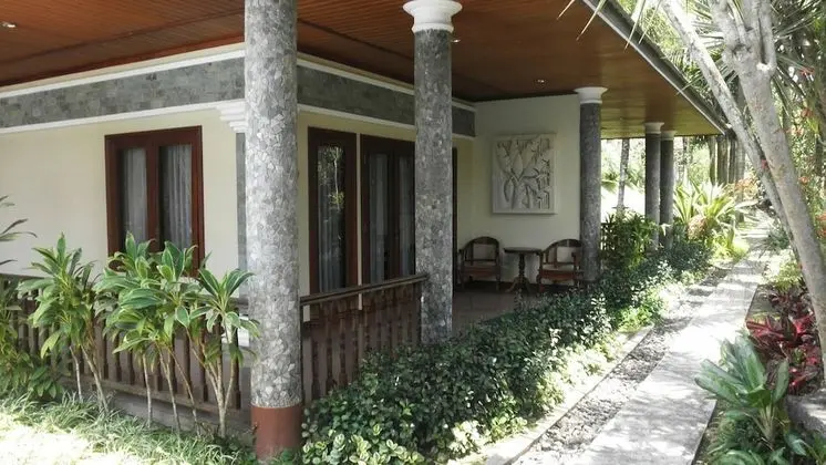 Royal Tek Büyük Yataklı Oda