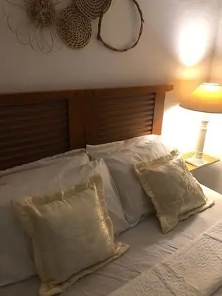 Basic Tek Büyük veya İki Ayrı Yataklı Oda