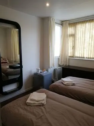 İki Ayrı Yataklı Oda, Özel Banyo (1)