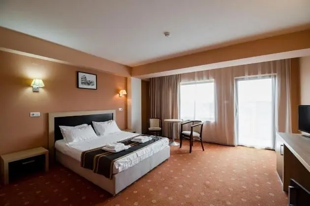 Business Tek Büyük Yataklı Oda, Balkon