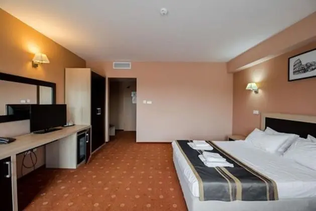 Business Tek Büyük Yataklı Oda, Balkon