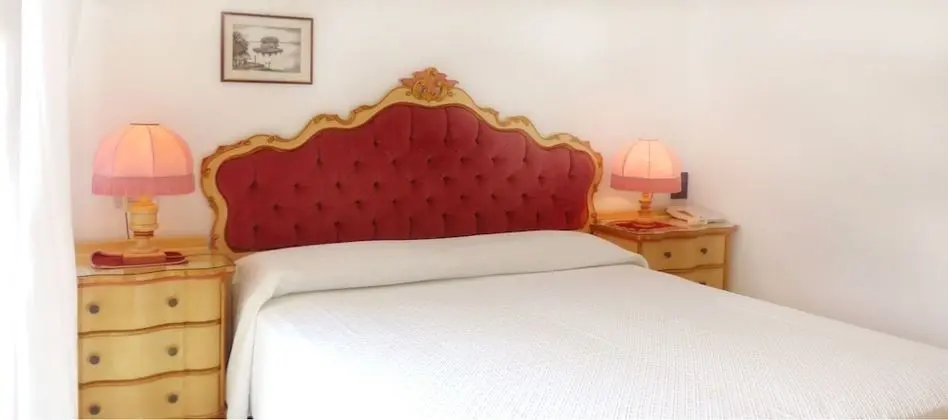 Tek Büyük veya İki Ayrı Yataklı Oda, Balkon