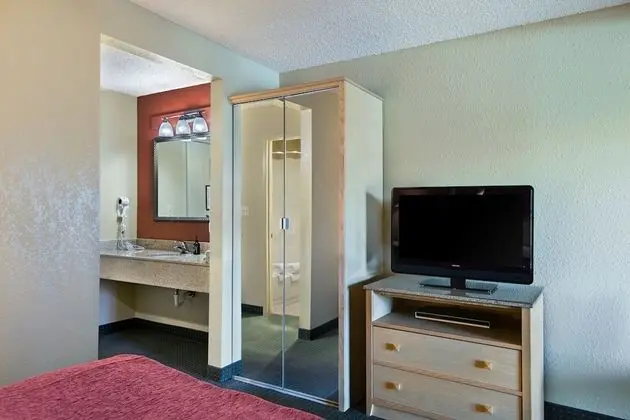 Pool View Extended Stay Queen Suite