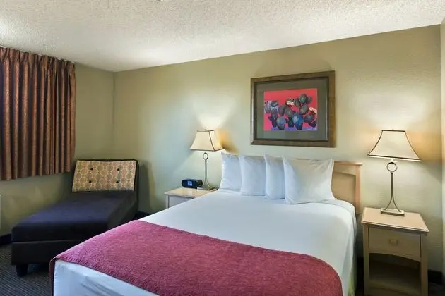Queen Room