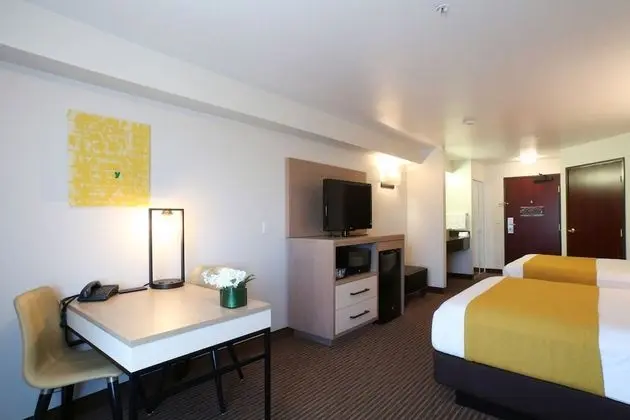 River View 2 Queen Suite