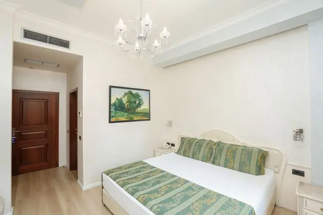 1 Çift Kişilik Veya 2 Tek Kişilik Yatak Standard