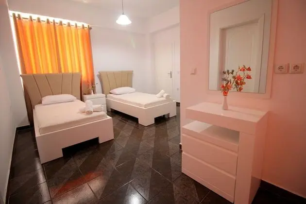 Family Oda, Deniz Manzaralı