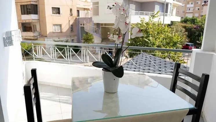 Tek Büyük veya İki Ayrı Yataklı Oda, Deniz Manzaralı