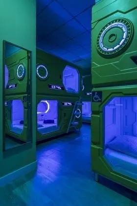 Tek Büyük Yataklı Oda (Capsule 2persons in mixed shared room)