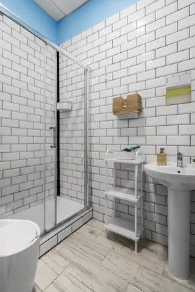Tek Kişilik Oda (Capsule 1 person in mixed shared room)