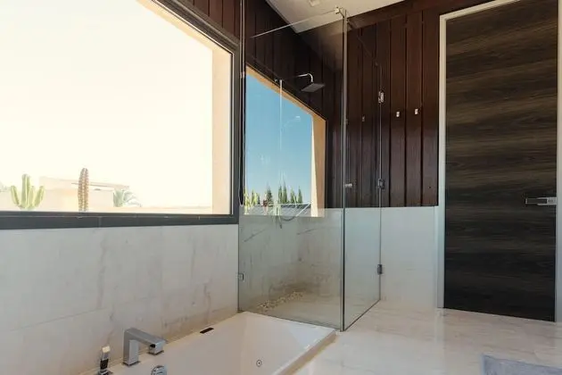 Deluxe Villa, 5 Yatak Odası, Havuz Manzaralı, Havuz Kenarı