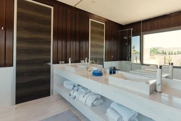 Deluxe Villa, 5 Yatak Odası, Havuz Manzaralı, Havuz Kenarı