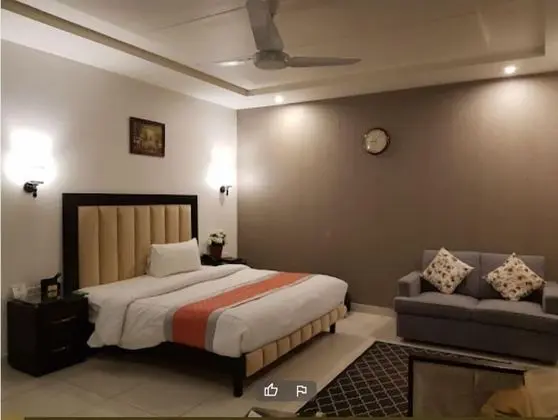 Deluxe Tek Büyük Yataklı Oda