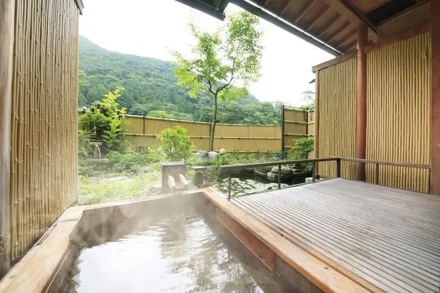 Traditional Oda (Japanese Style, Open-air Bath)
