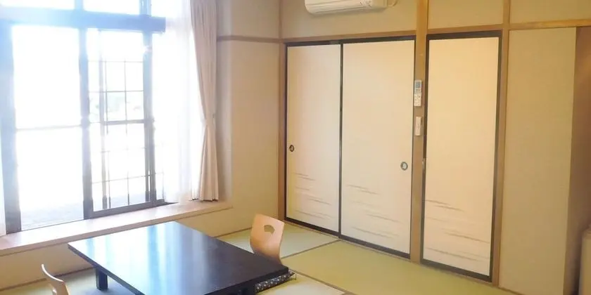 Traditional Dört Kişilik Oda, Ortak Banyo (Japanese Style)