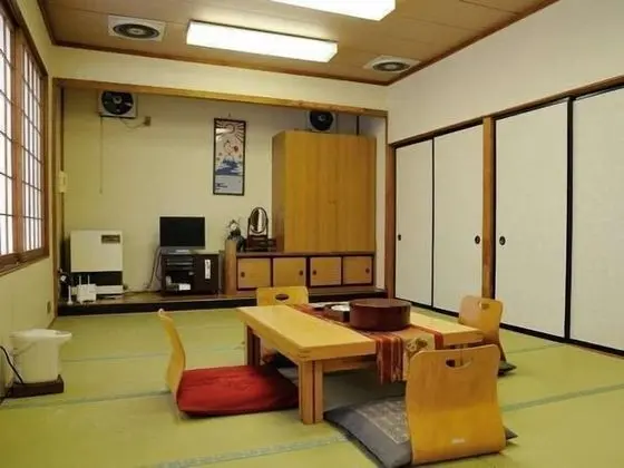 Traditional Oda, Dağ Manzaralı (Japanese Style)
