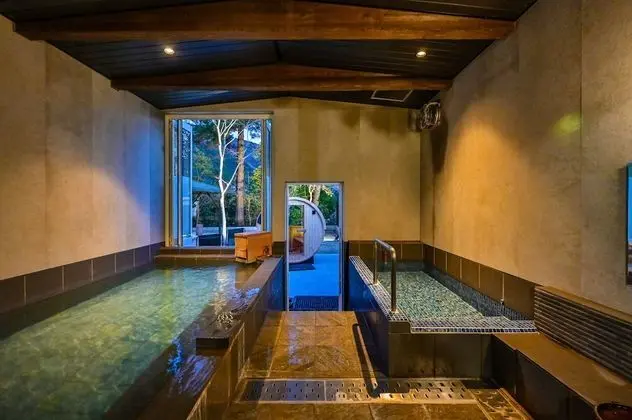 Villa with Garden - Private Zone