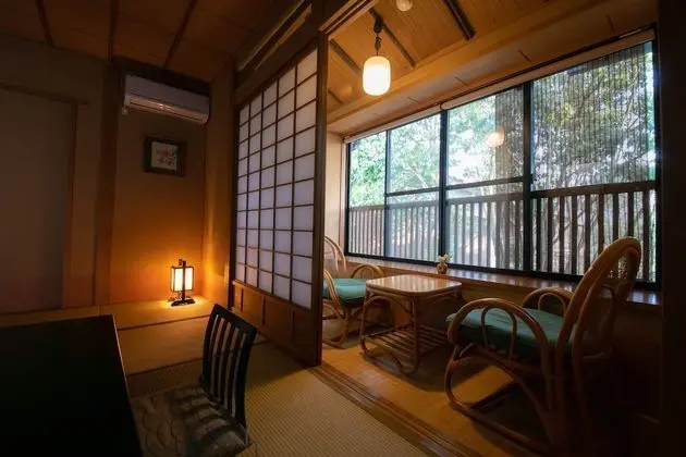 Traditional Oda (Japanese Style)