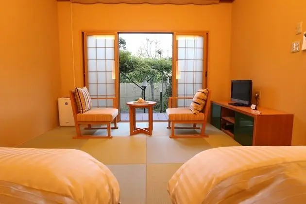 Traditional Oda, 2 Tek Kişilik Yatak, Sigara İçilmez (10 Tatami Mats)