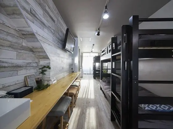 Apart Daire, Sigara İçilmez (2F)