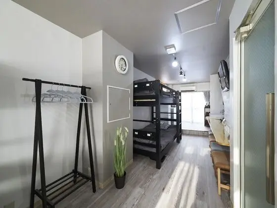 Apart Daire, Sigara İçilmez (2F)